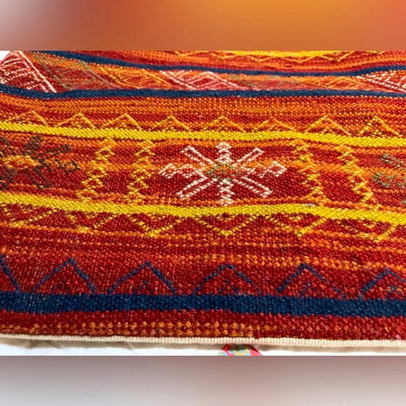 Pottery Barn Vintage Wool Tribal Kilim Pillow Cover, 18” - Picture 3 of 8